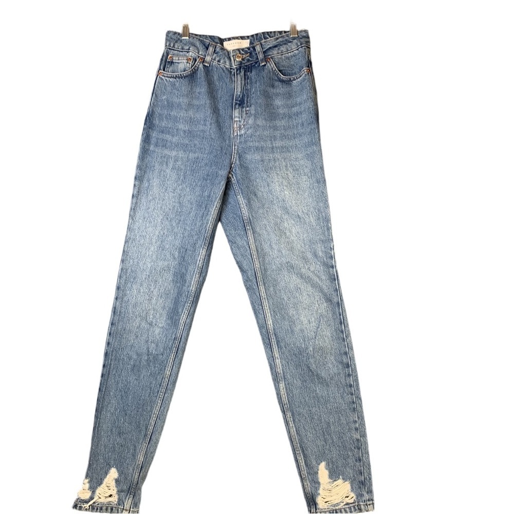 TOPSHOP Mom Medium Wash High Waisted 26 Distressed Pockets and Hems 30” Inseam